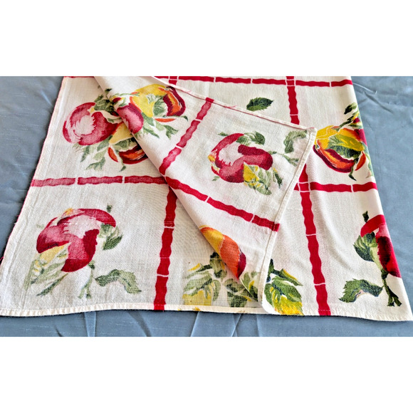 Vintage 50s Red & Yellow Apple Tablecloth 36"x 26" - Picture 8 of 15